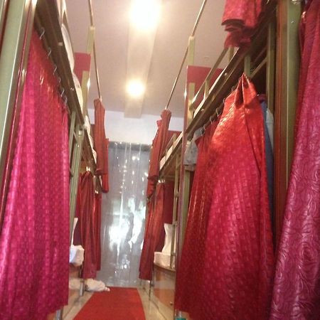 Dream Dormitory 뭄바이 외부 사진